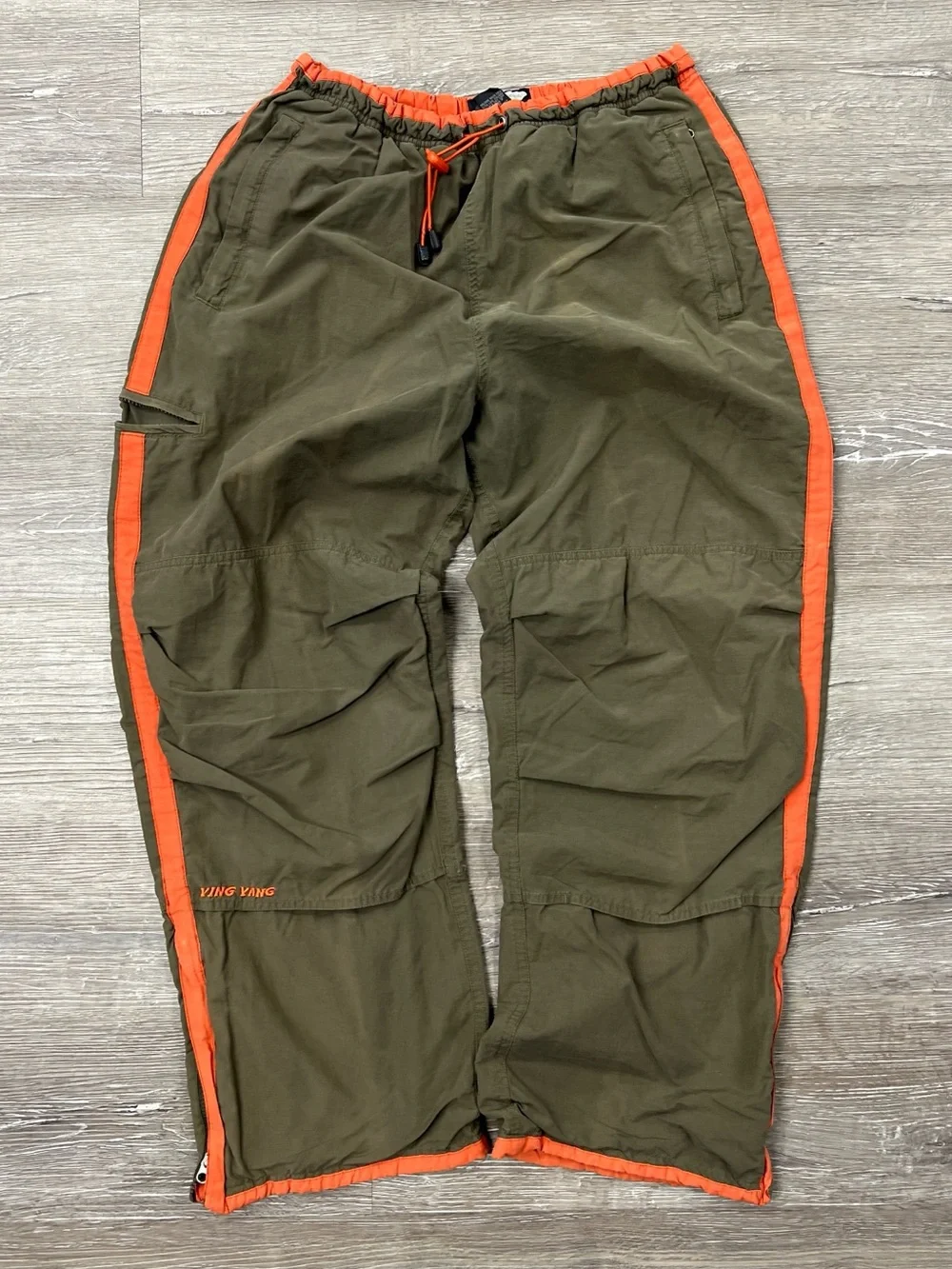 Vintage Y2K Ying Yang Baggy Wide Legged Parachute Pants Mens Size Medium